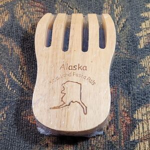 Alaska Tongass Salad and Pasta Pals- NIP